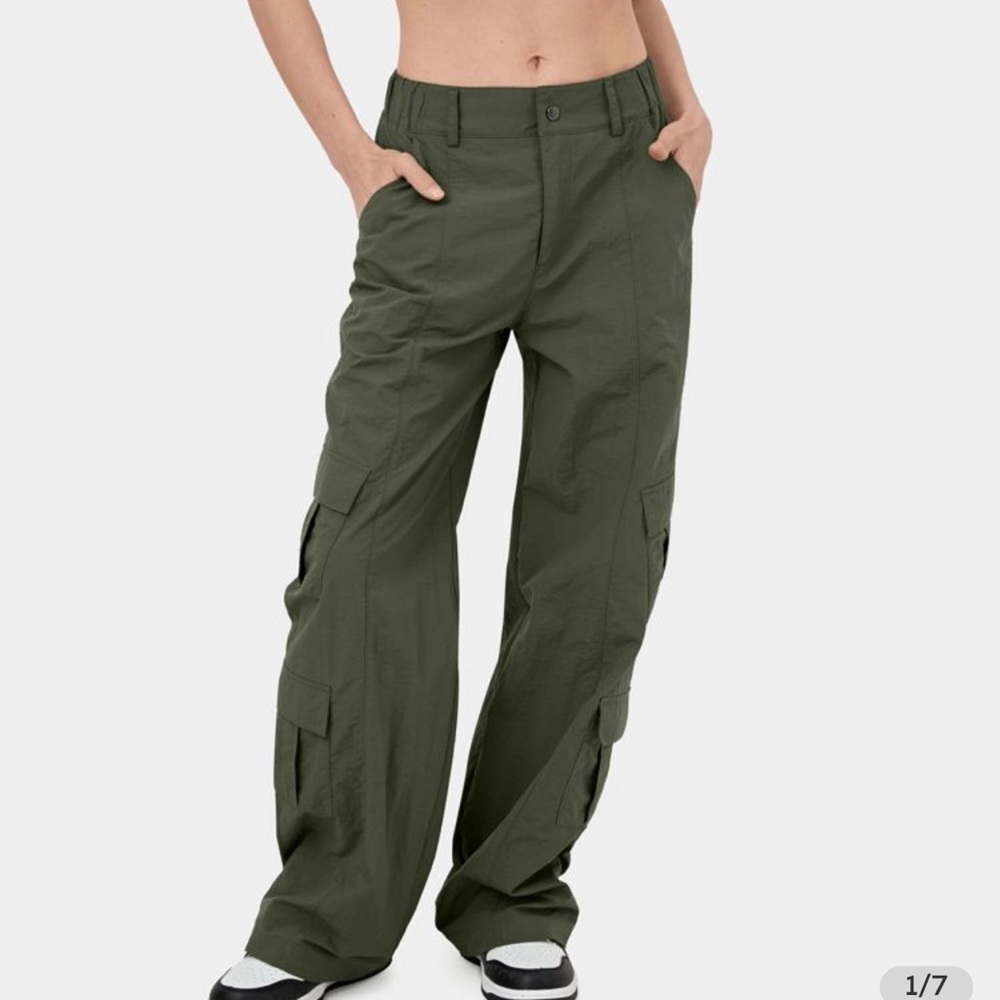 HALARA cargo pant xl nwt $65 green
